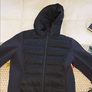 Lululemon puffer coat